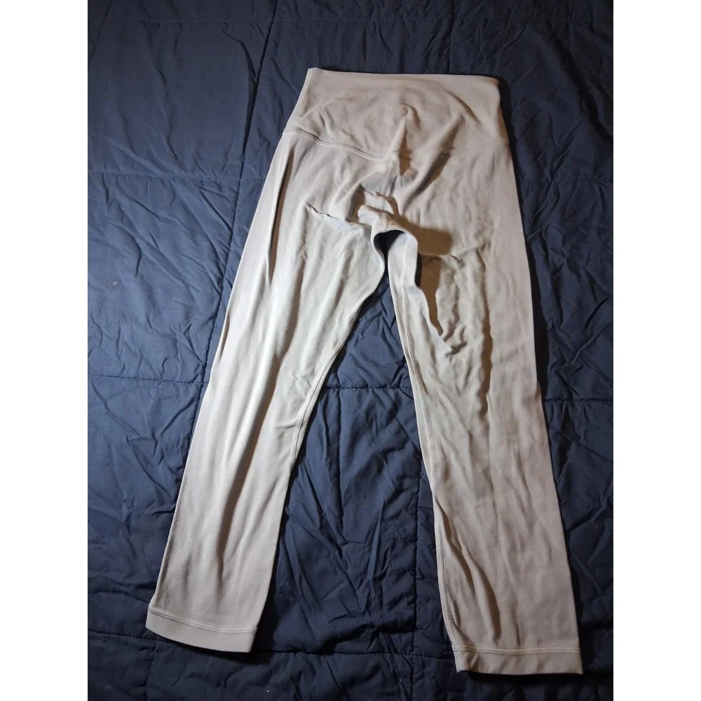 Lululemon Align Pant Women's‎ 4 Lilac 